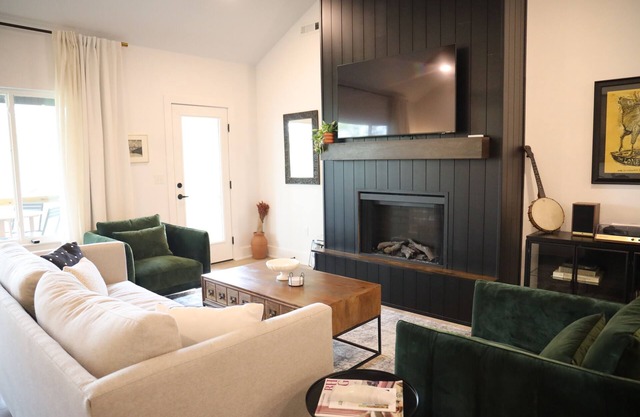 Bradford House: Hot tub, Bike-in, Bike-out, Dog Friendly, Fire-pit