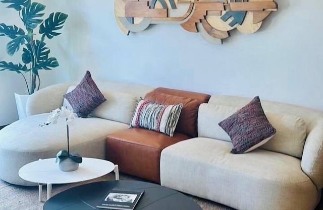 Brand New Elegant Apt. Retreat in Z.10 3 Bedroom