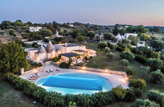 Brand new luxury villa with immense private pool and garden