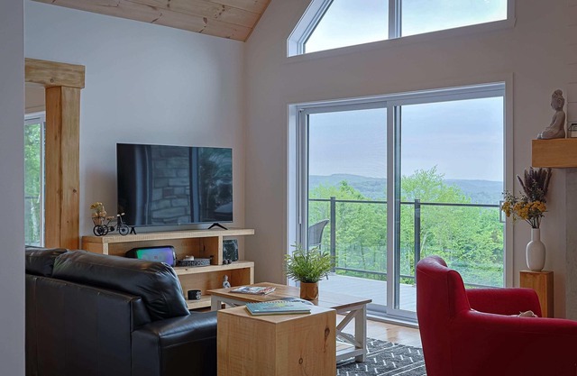 Brand New with Spa - Horizon Des Coteaux