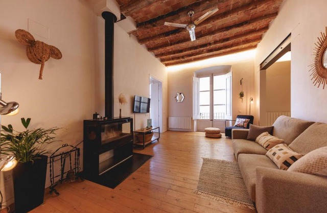 Bravissimo Carrer Nou, Cosy 2-bedroom apartment