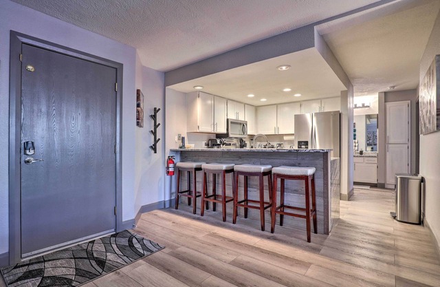 Brian Head Ski-in/ski-out Condo w/Resort Perks!