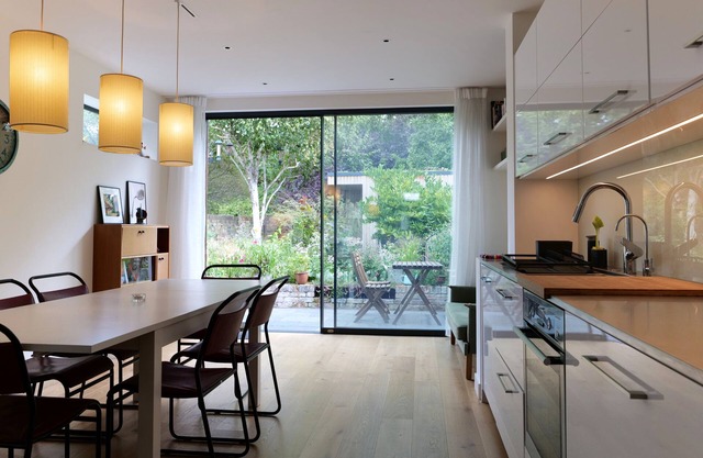 Bright and Elegant 2 Bedroom Flat Near Notting Hill