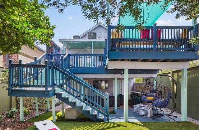 Bright and Open 5-Bedroom w/Patio | Sleeps 10!