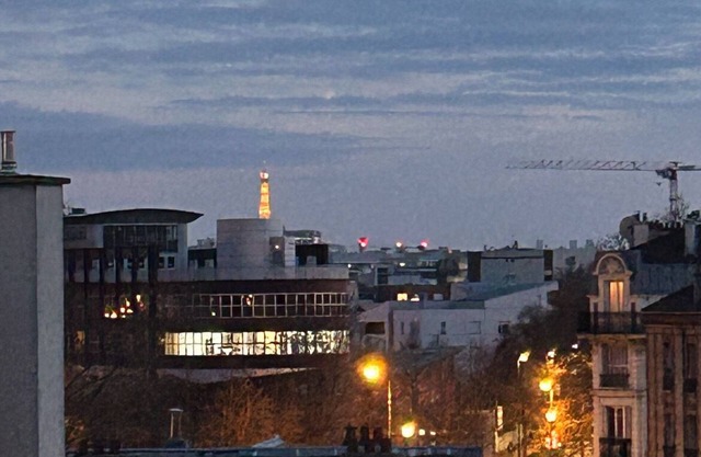 Bright apartment 60 m2 - 20 min from Paris