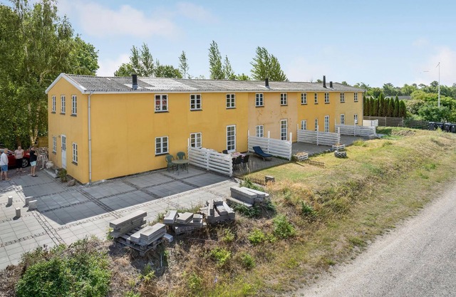 Bright apartment located in a quiet area, close to the sandy beach.