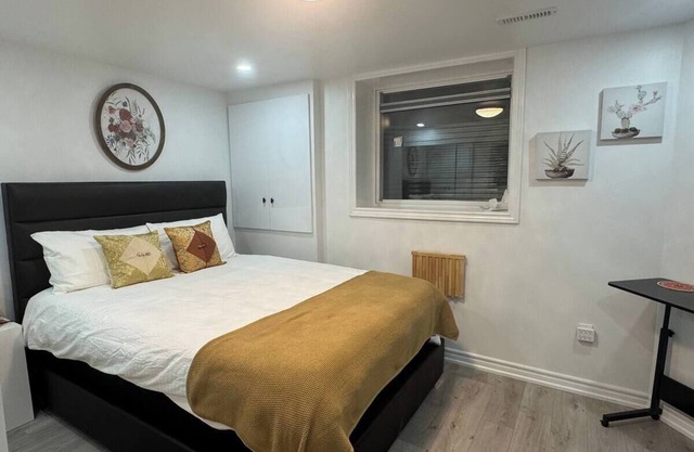 Bright & Cozy Basement Apartment