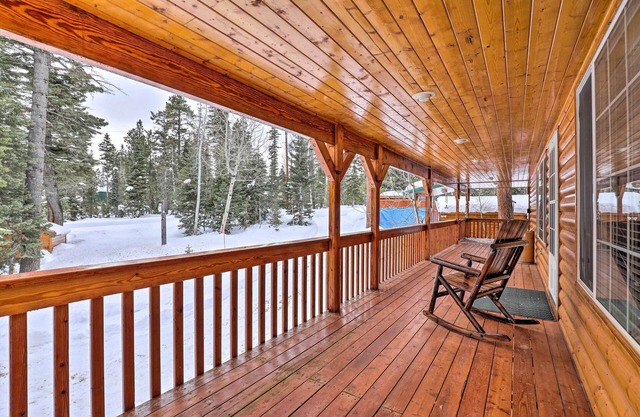 Bright & Cozy Duck Creek Cabin w/Grill & Fire Pit