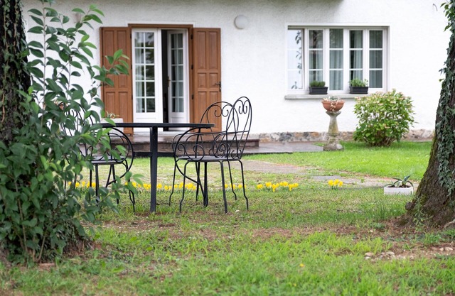 Bright, detached house with garden and kitchen near Venzone and Tarvisio