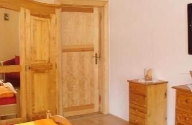 Bright flat in Frankenhain with barbecue