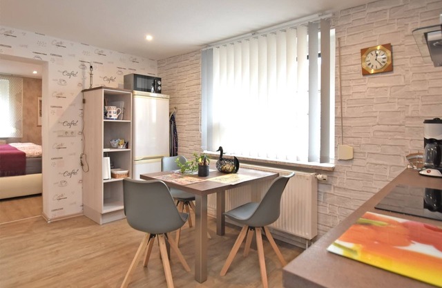 Bright Garden Apartment Retreat