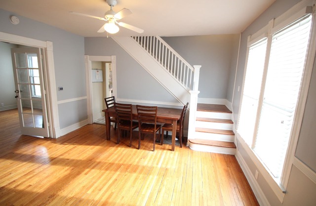 Bright Home with Excellent Urbana Location