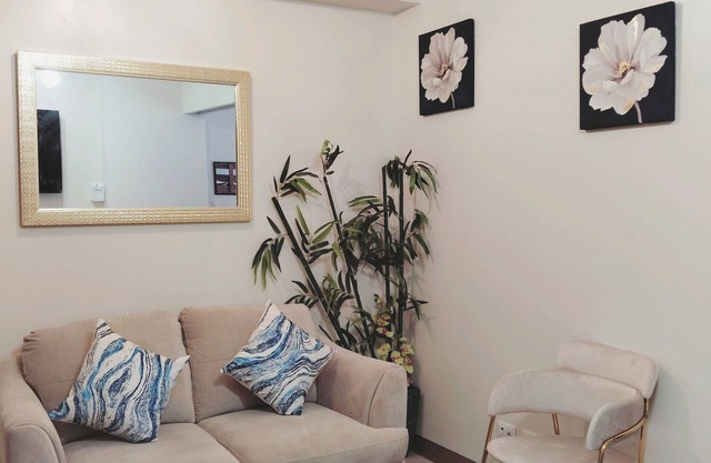 Bright Retreat Blending Style and Comfort