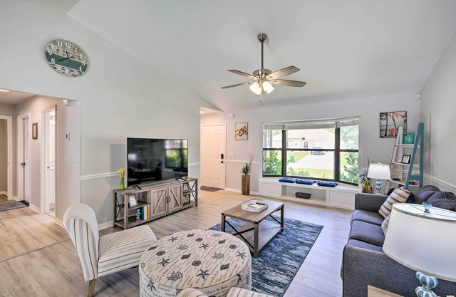 Bright Sebastian Home w/Pool ~ 7 Mi to Beach!