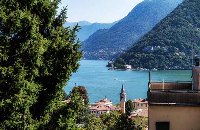 Bright studio near the centre of Como (Bixio 2)