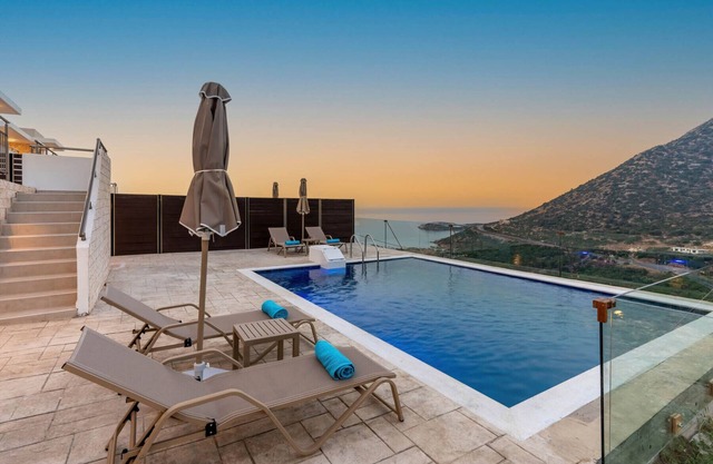 Brikis Villa 3 - With Private Pool