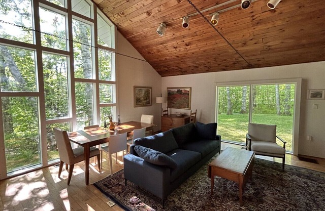 Bromley Aframe - King Master Bed, Wood Fireplace