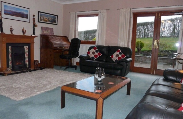 Broompark, countryside in the city, Liberton, Edinburgh