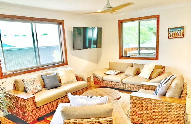 Bruns Beach Apartment - Sun Surf Sand ~ Long Stay Discounts