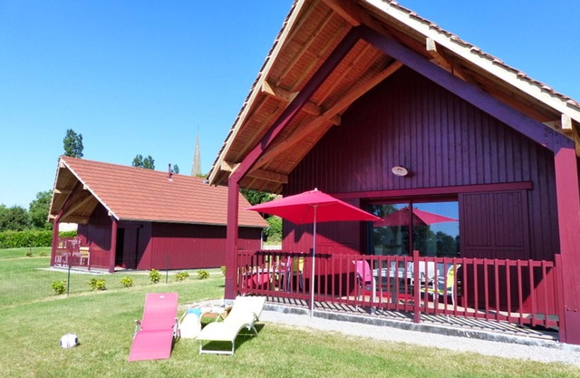 Bucolic Cottages in Bourbonnais Countryside with Terrace