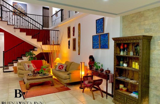 BUENAVISTA INN