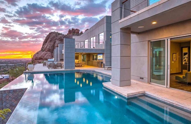 Built Into the Mountain, Made to Impress—A Mansion of Legendary Views