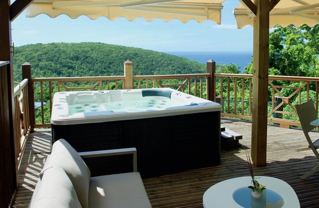 Bungalow-Family-Ensuite-Ti Doudou