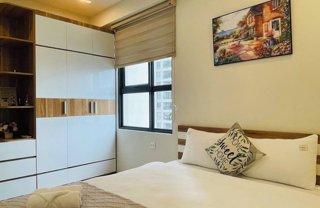 Căn hộ 2 phòng ngủ, 1 phòng tắm - Vinhomes D'Capitale