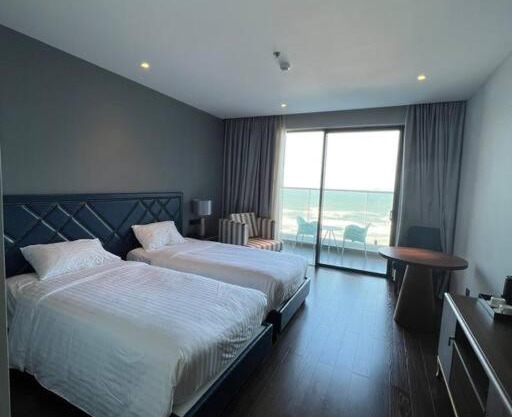 Căn hộ sát biển