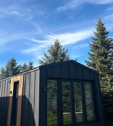 Całoroczne domki przy polu golfowym Gorko Golf & Country `Club