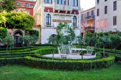 Ca' Nigra Lagoon Resort