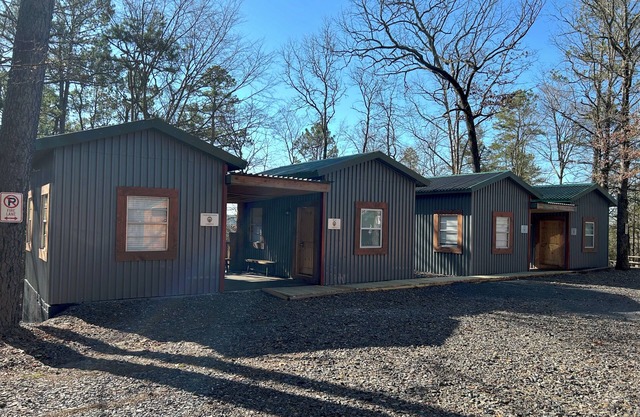 Cabin 3 - Rustic Mountain Cabin - Up to 4 persons