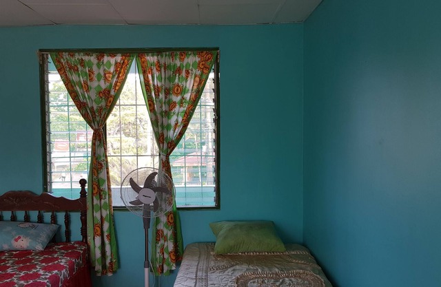 Cabinas Sol y Mar, Cahuita, 5 sleeps