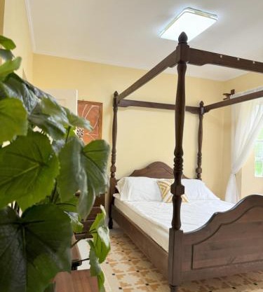 Cajigal Farmhouse - high speed converge internet and AC in 2 bedrooms