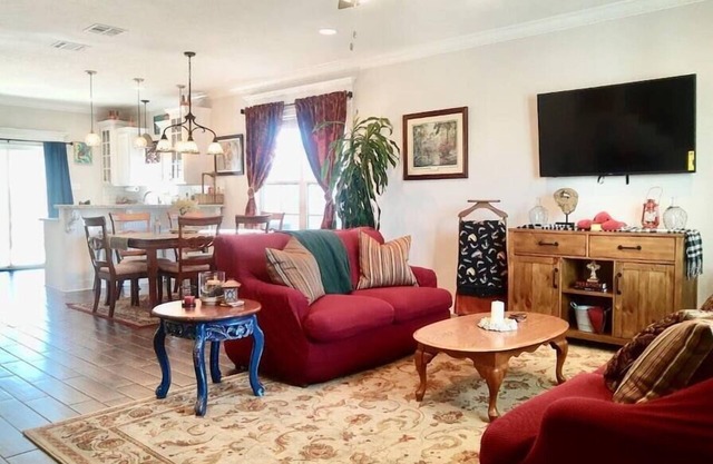 Cajun Cabin at Penn Properties