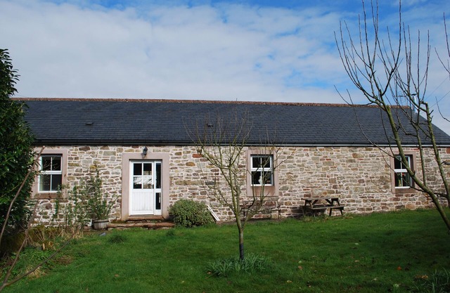Calf Close Cottage: a rural retreat, dog-friendly, eco-friendly