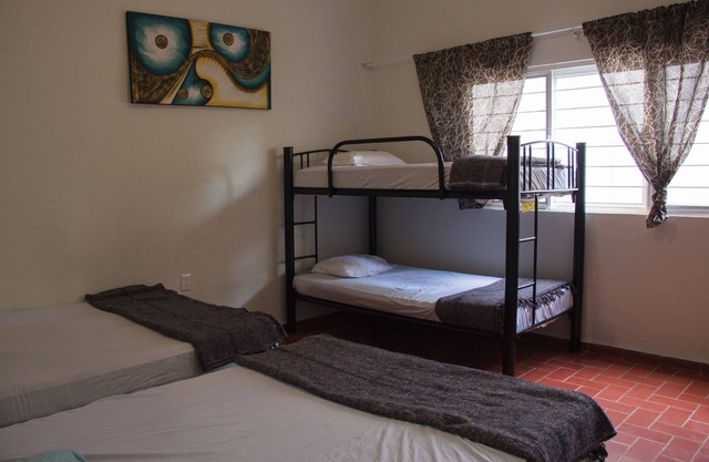 Calm Residence 200m Colomos Park/10min. Andares Mall