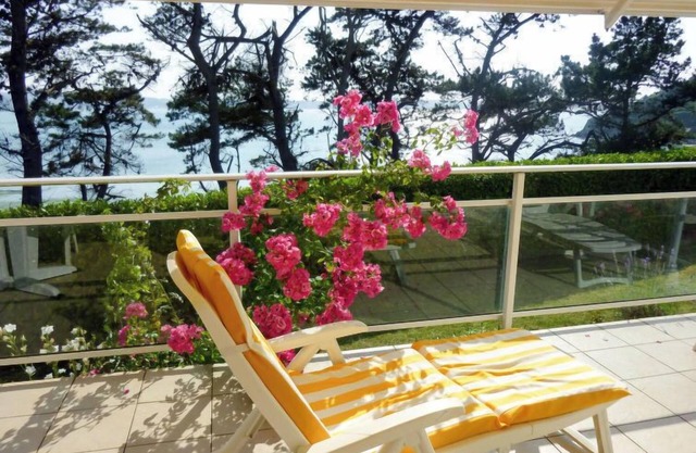 Calypso by Interhome