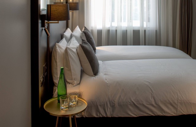 Camden Enterprise Hotel & Pub