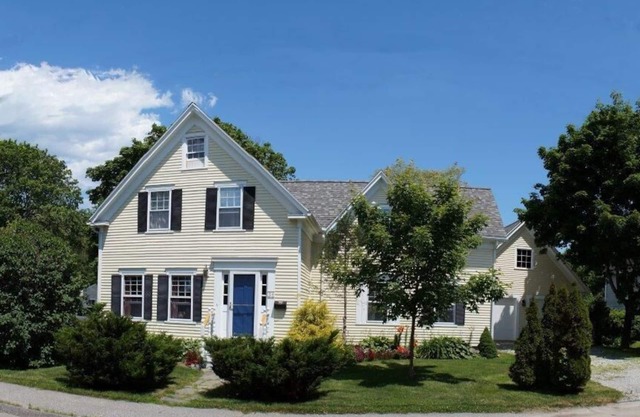 Camden Harbor ; bright,clean, comfortable, convenient