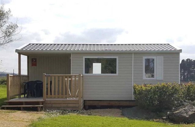 Camping 2 étoiles - Piscine - ccaibid