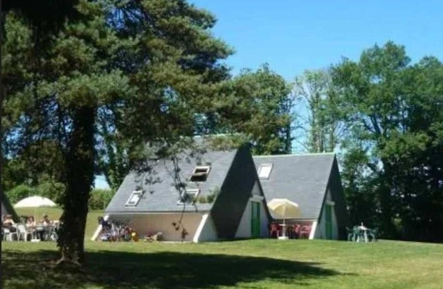 Camping 3 étoiles - Piscine - eehaeh