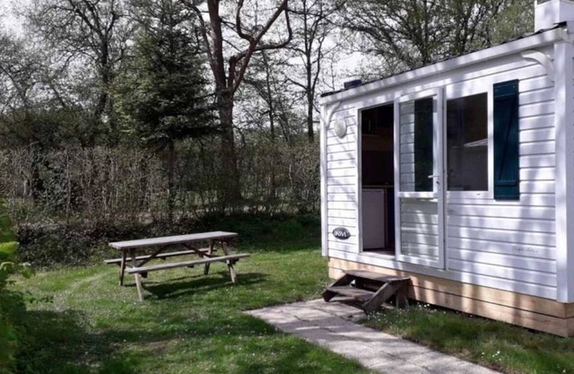 Camping 3 étoiles - Piscine - ccafbbc