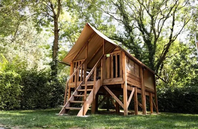 Camping de l'Etang* - Unusual Nature Cyclo Tent 2 rooms for 2 people - Without sanitary facilities - Without kitchenette