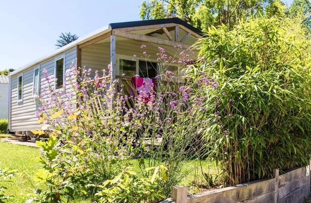 Camping de la Baie de Térénez * - Comfort Loggia Bay mobile home 3 rooms 4 people