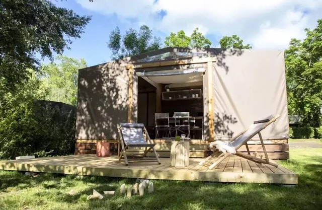 Camping Slow Village Loire Vallée* - Lodge Tent 4 people Without Sanitary facilities