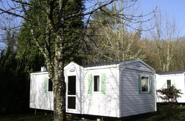 Campsite La Rivière d'Argent * - Mobile home SUPER MERCURE 28m2/2 bedrooms - without terrace 4 people