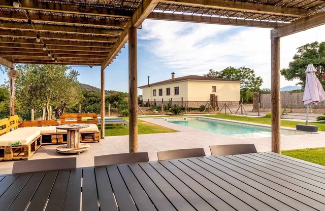 Can Pons De Dalt - House in the country with pool