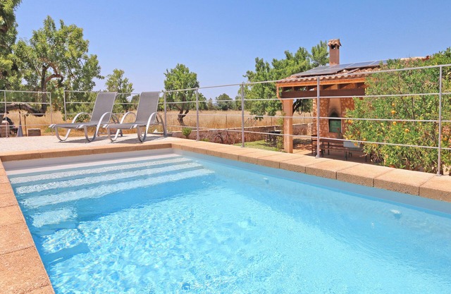 Can Ramon: romantic, small finca in the countryside with pool and terraces