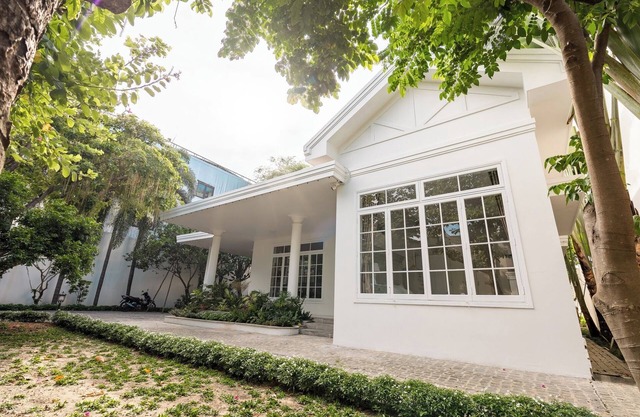 Canaan Villa 4 Bedroom Da Nang Near Beach